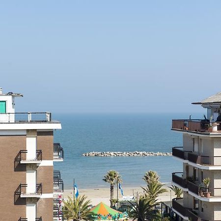 Hotel Gabbiano Porto San Giorgio Eksteriør billede