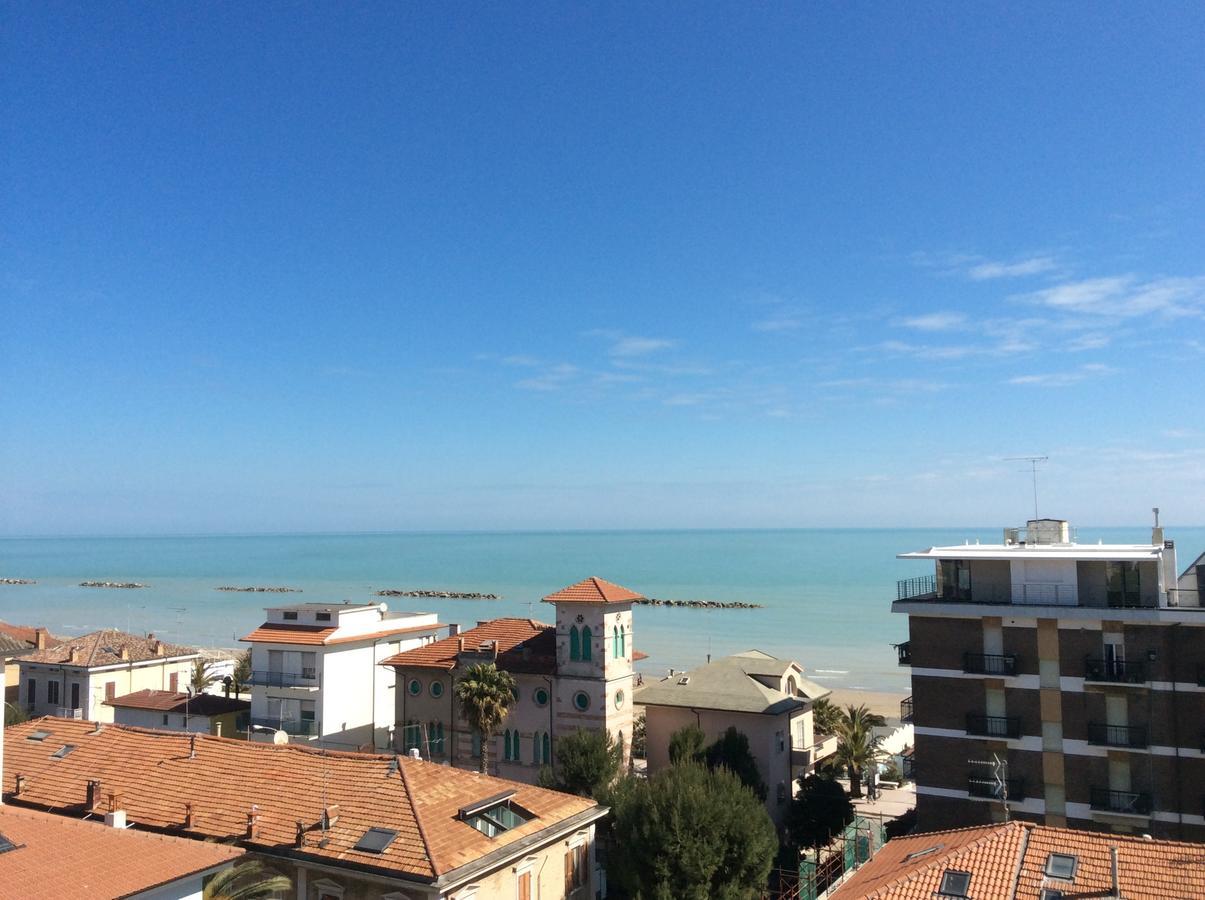 Hotel Gabbiano Porto San Giorgio Eksteriør billede